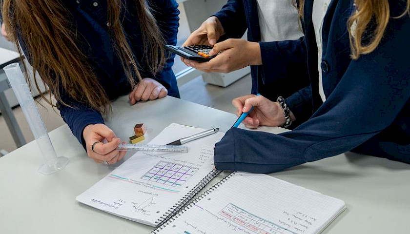 Išmokti investuoti galima ir žaidžiant