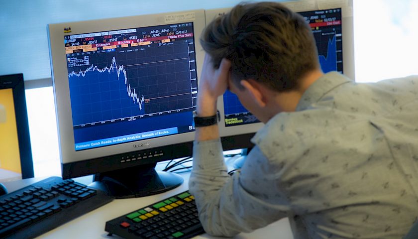 Emocinis investavimas: kaip nepamesti galvos