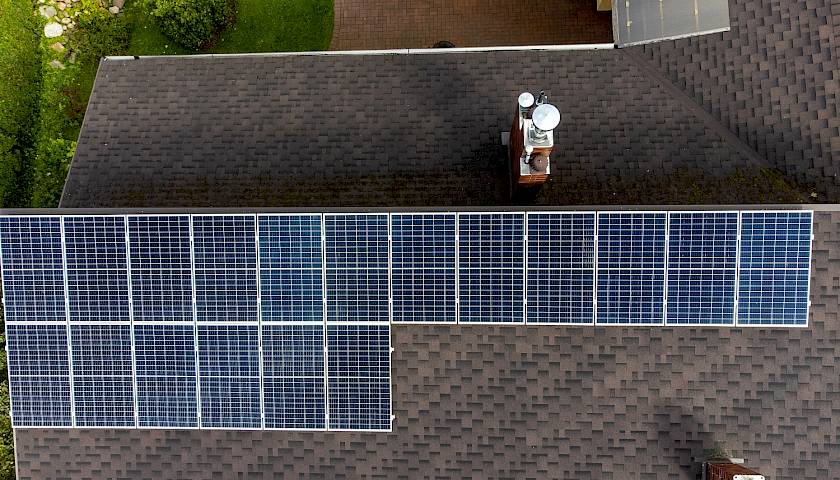 10 kW saulės elektrinė: kiek kainuoja, kiek pinigų galima susigrąžinti