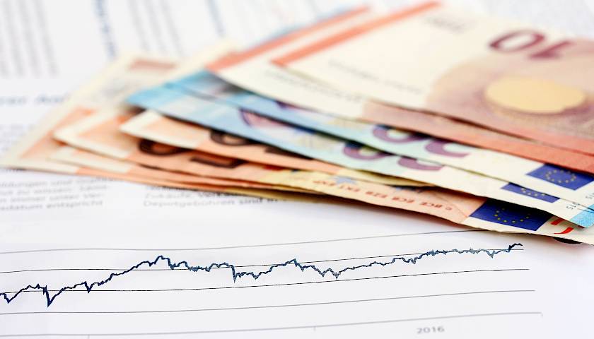 Investavimu į ETF lietuviai domisi, bet populiariausi pasirinkimai – kiti