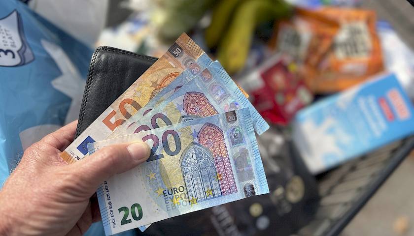 Infografika: kuo skiriasi infliacija, stagfliacija ir defliacija