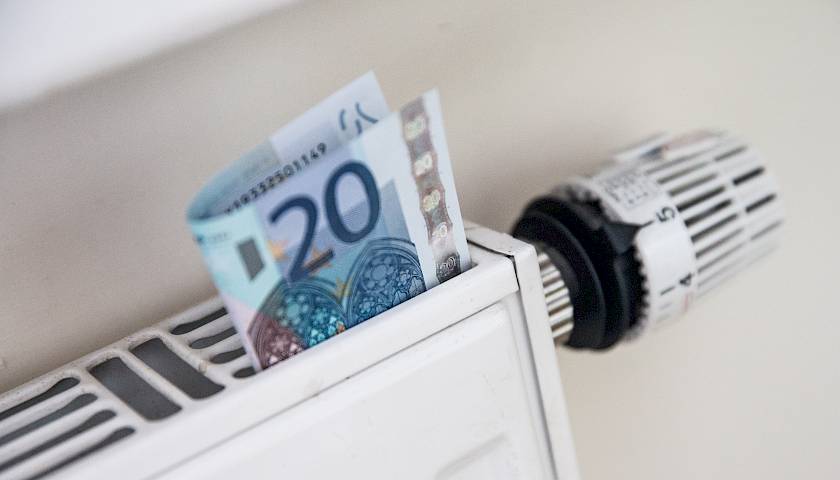 Paprasti žingsniai, kaip sumažinti elektros išlaidas už šildymą