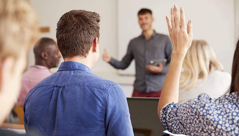 Opcionai darbuotojus motyvuoja, bet juos reikia ir edukuoti