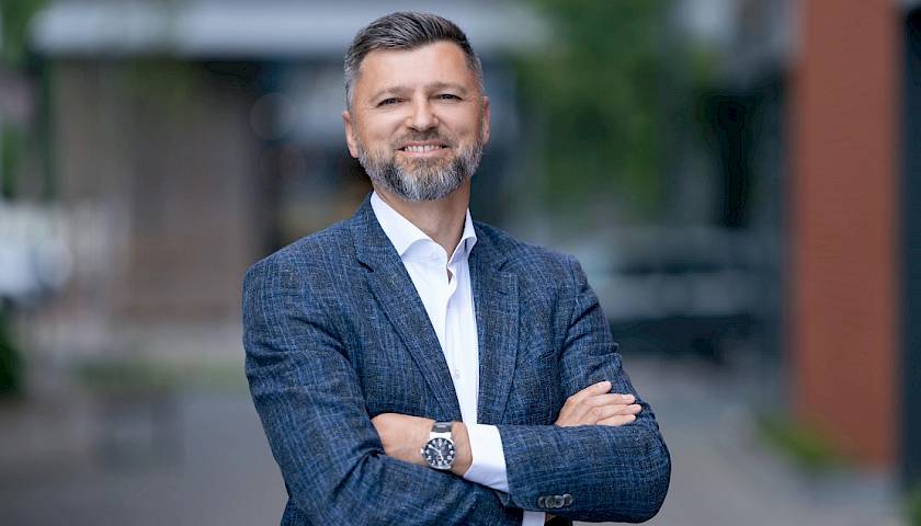 Kodėl vis daugiau įmonių laisvas lėšas investuoja?