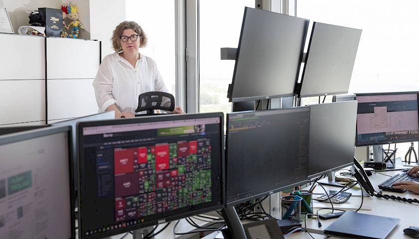 Kaip investuotojams pasinaudoti naftos kainos kilimu: yra 2 pasirinkimai
