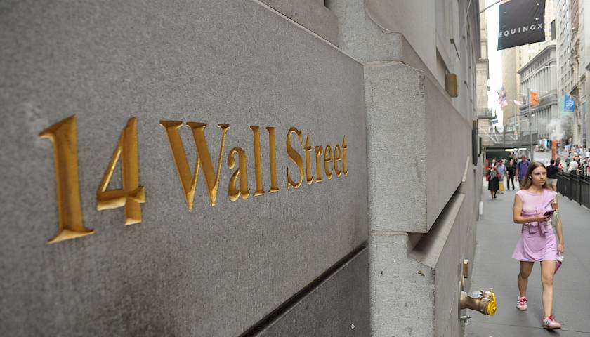 Volstritas kalba: S&P 500 grįžta prie rekordinių aukštumų