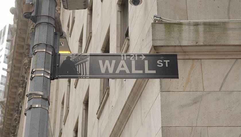 Volstritas kalba: JAV akcijų rinka yra burbulo „ankstyvoje stadijoje“