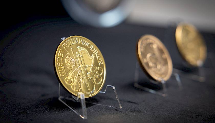 Auksas ir sidabras šturmuoja rekordus – ir hobis gali atnešti finansinės naudos