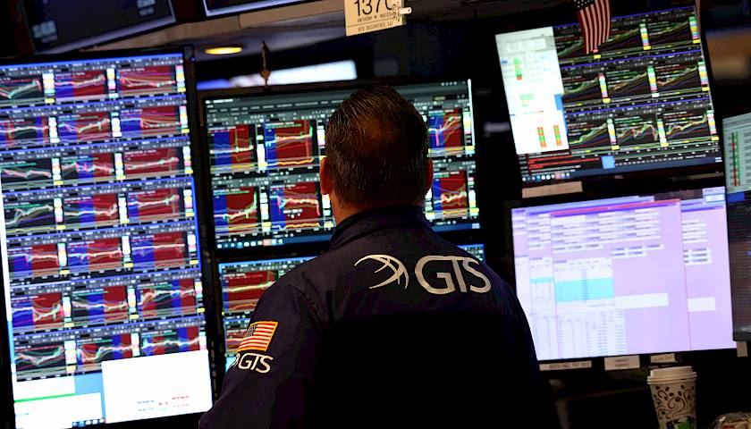 Kai pelnas auga, akcijoms nėra galimybių kristi